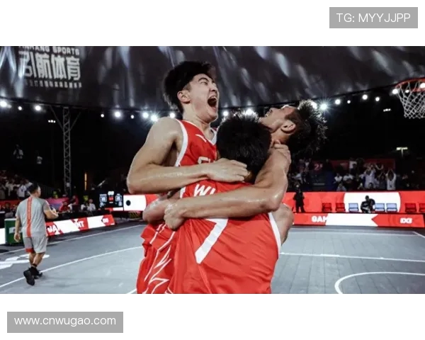 中国男篮与美国男篮经典对决重播回顾精彩瞬间与战术分析