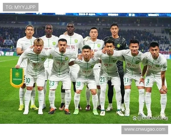 人和与国安首发阵容对比分析揭示双方战术布局与球员特点